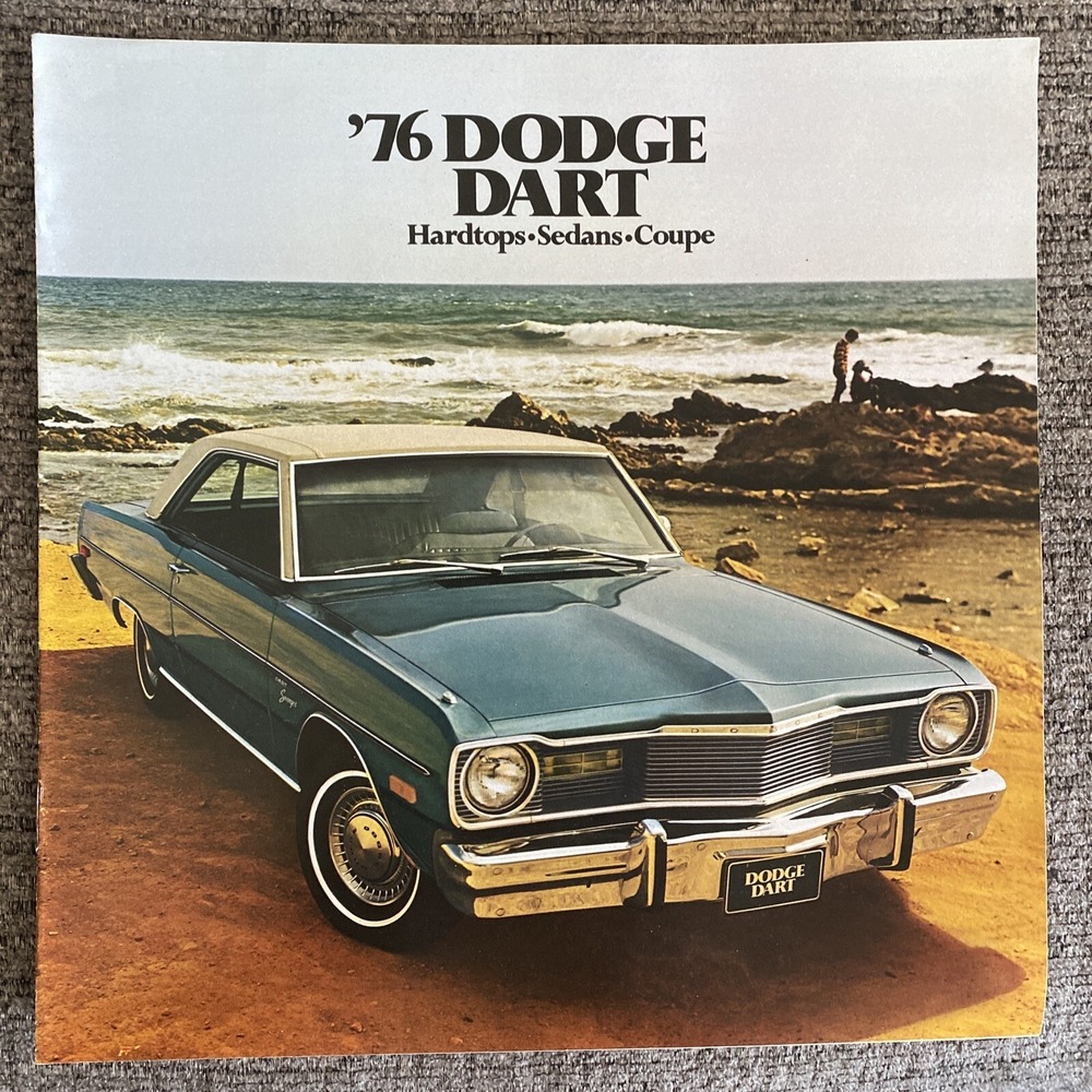 1976 Dodge Dart Hardtop Sedan‎ Coupe Car Sales Brochure Catalog